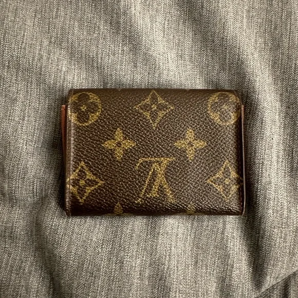 Authentic vintage Louis Vuitton mini wallet - Picture 2 of 5